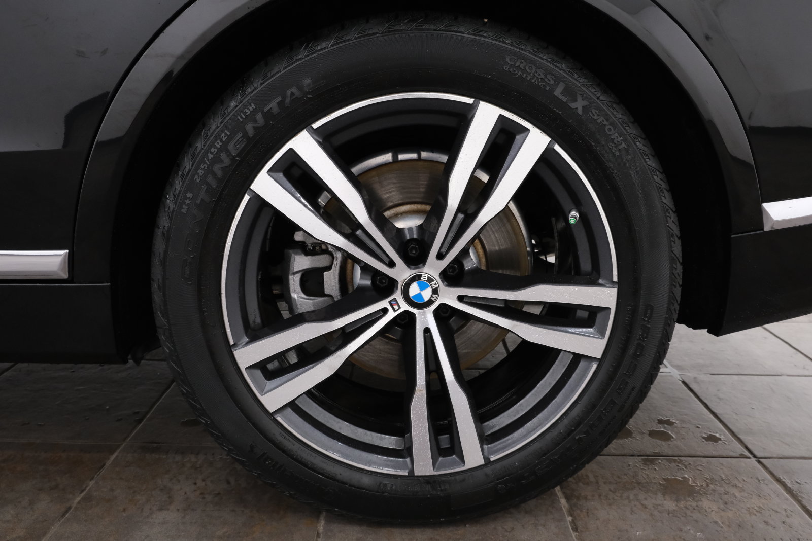 Used 2023 BMW X7 xDrive40i w/ Executive Package AWD/4WD image 38