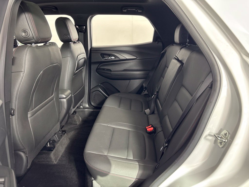 Used 2024 Chevrolet TrailBlazer RS w/ Convenience Package FWD image 23