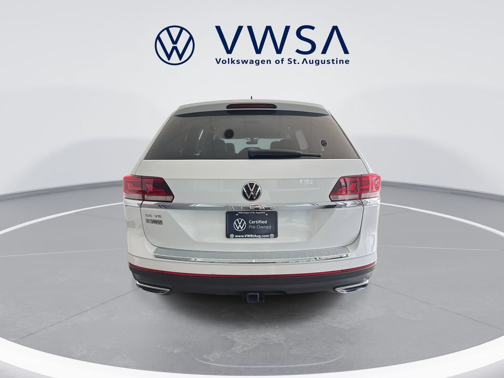 Certified 2023 Volkswagen Atlas SE w/ Black Wheel Package FWD image 6