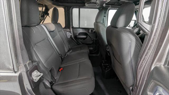 Used 2018 Jeep Wrangler Unlimited Sport image 21