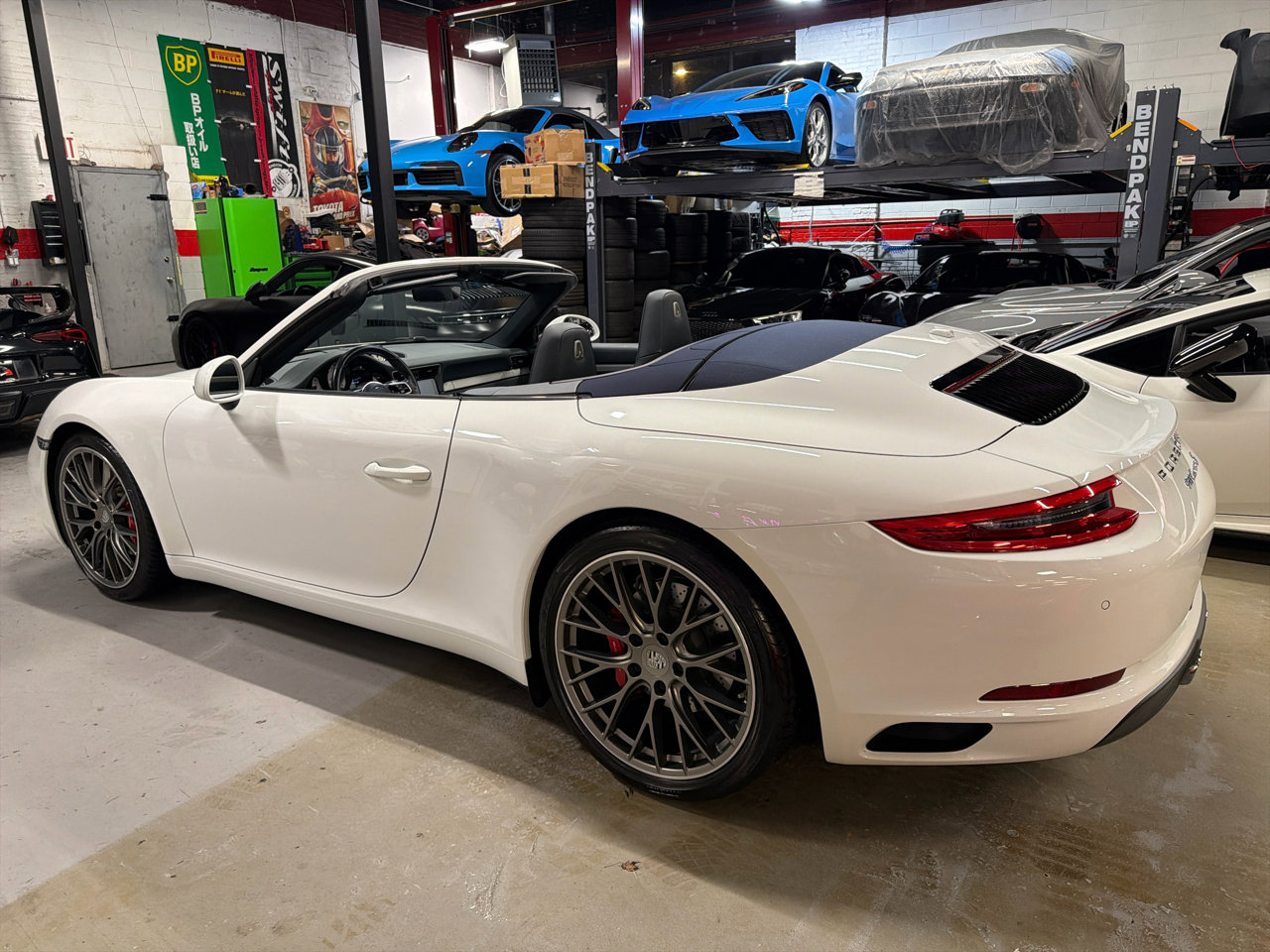 Used 2017 Porsche 911 Carrera S image 10