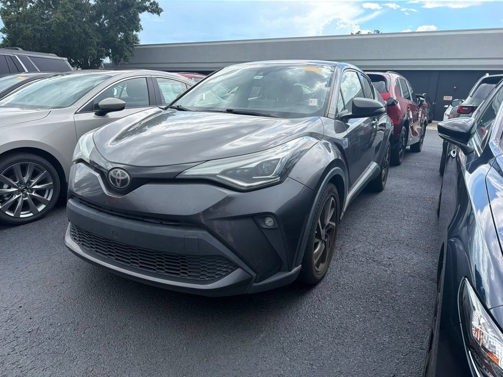 Used 2020 Toyota C-HR Limited FWD image 1