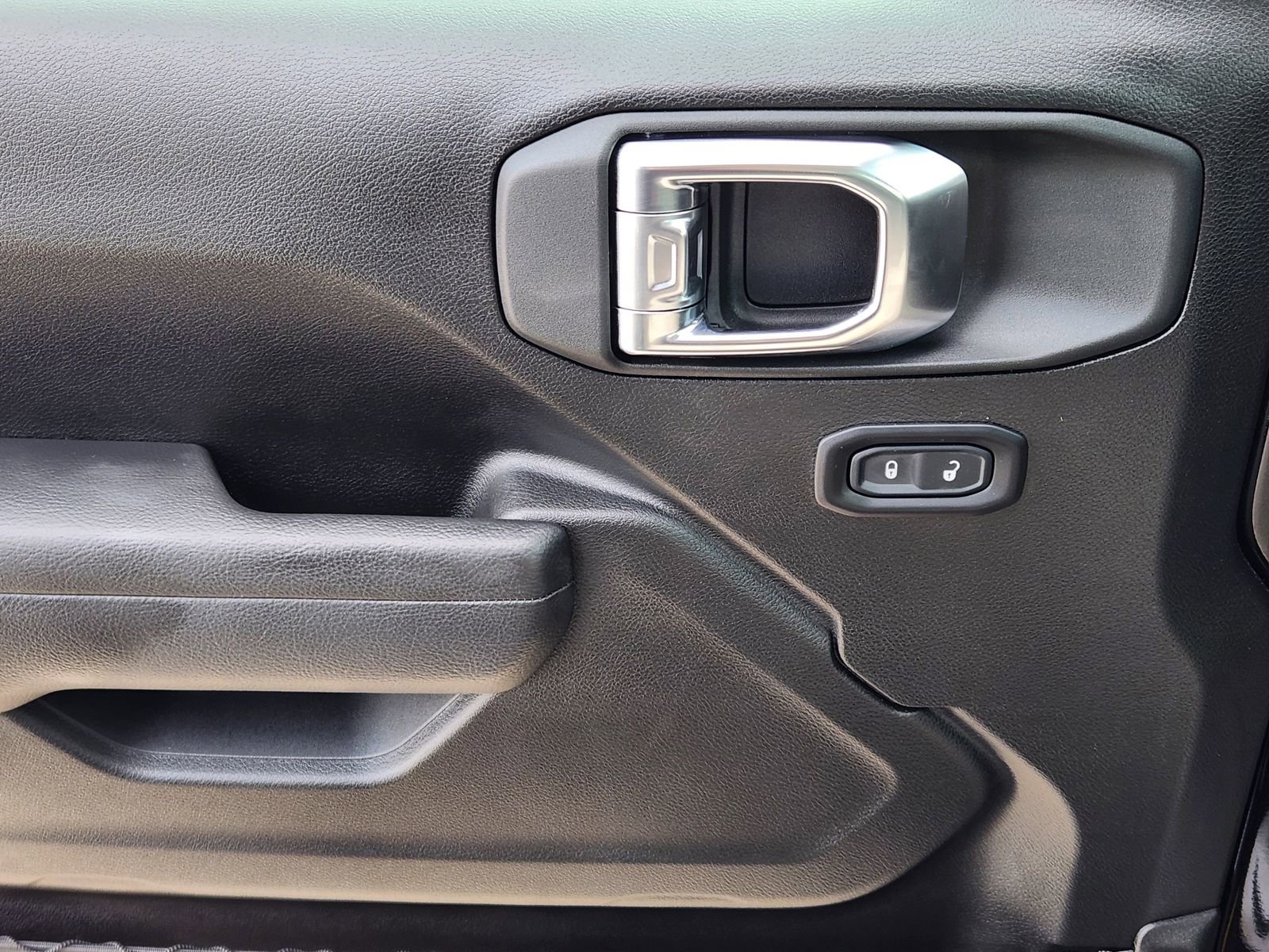 New 2025 Jeep Wrangler Sport image 23