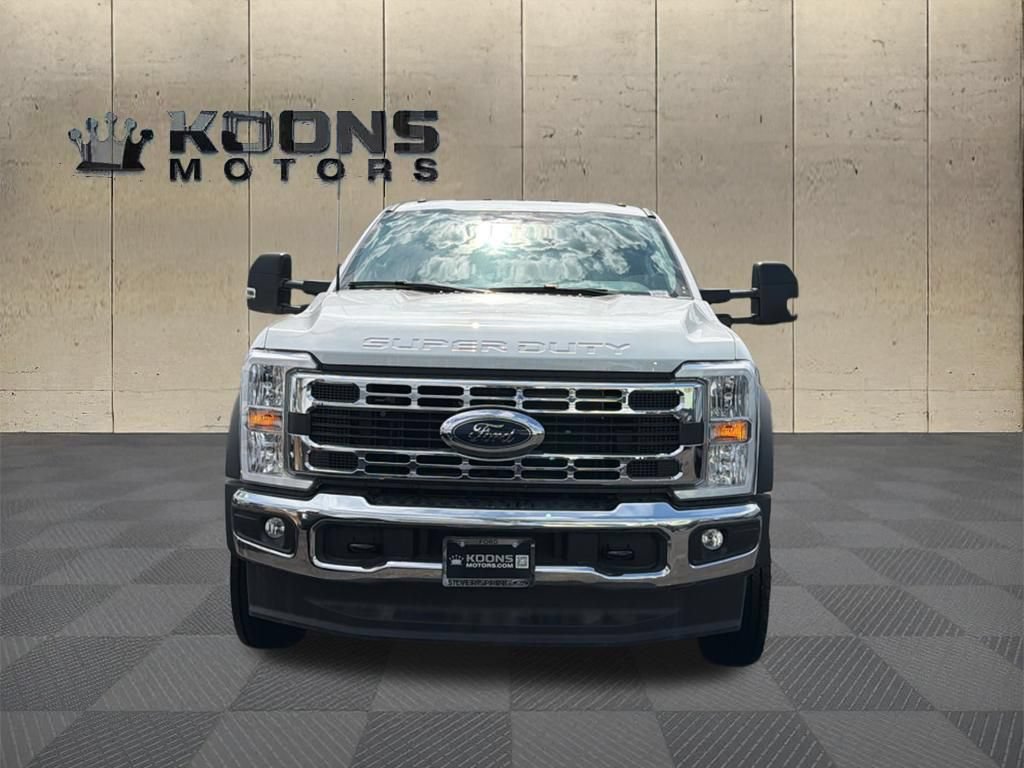 New 2025 Ford F450 XL w/ XL Chrome Package RWD video 3