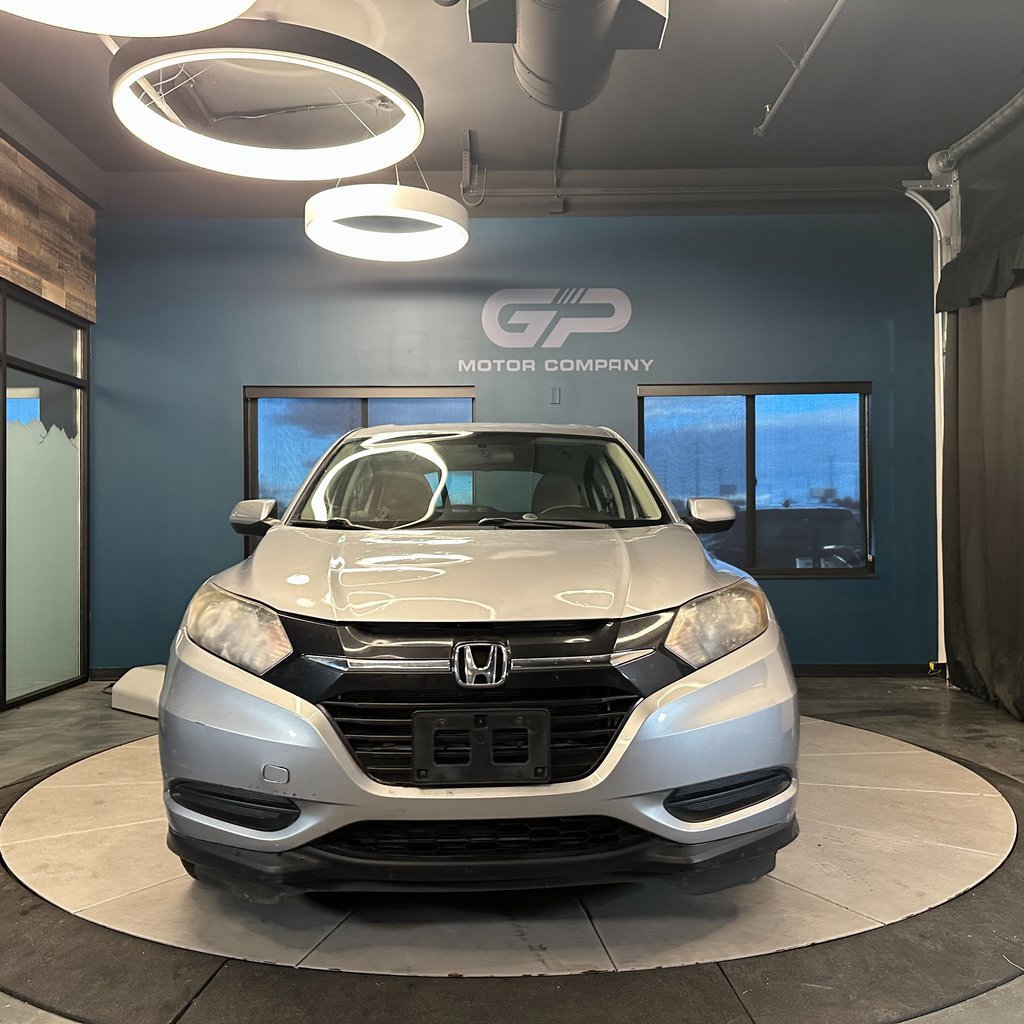 Used 2018 Honda HR-V LX image 8
