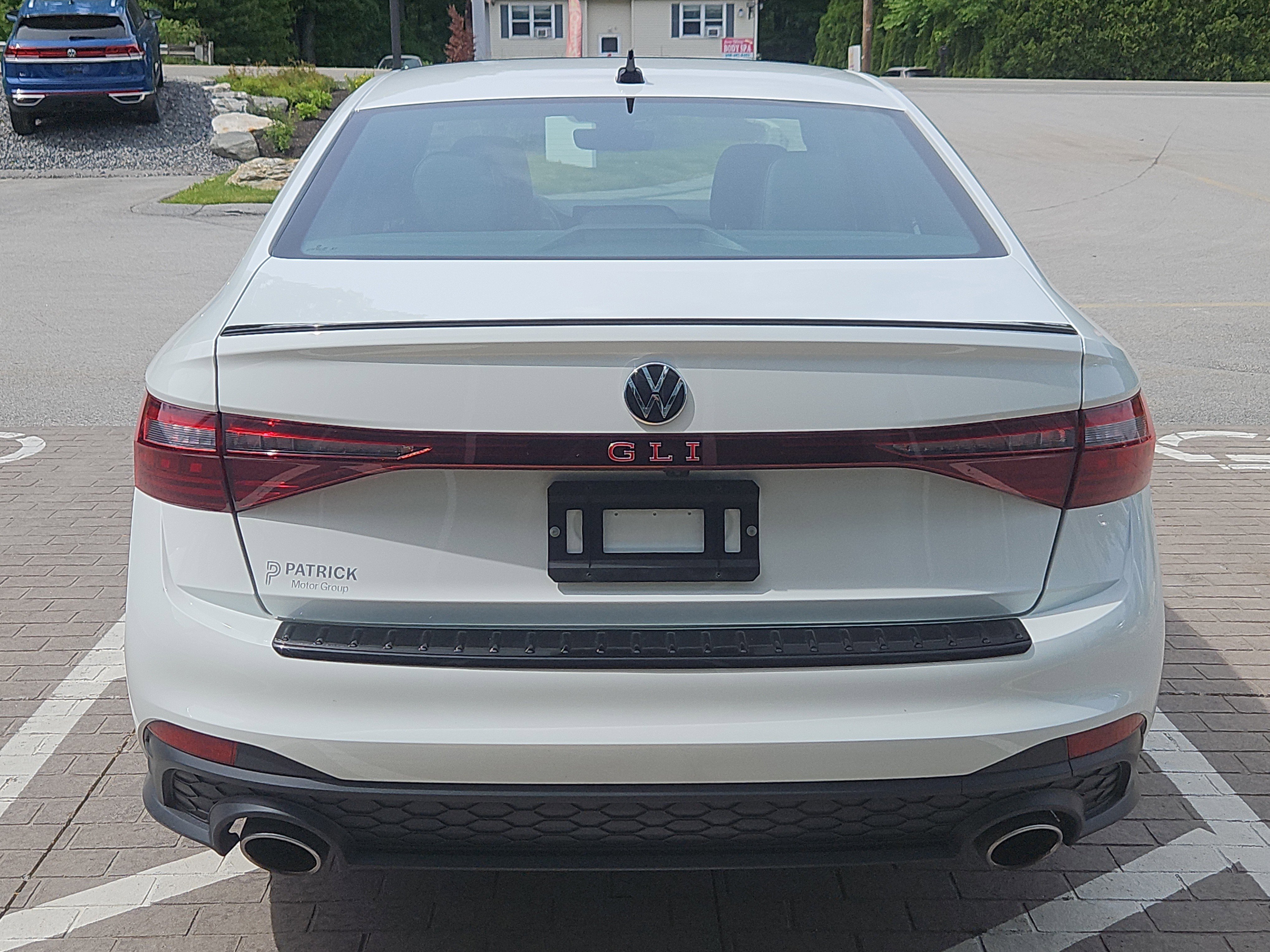 Certified 2025 Volkswagen Jetta GLI Autobahn FWD image 29