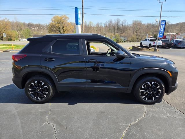Used 2023 Chevrolet TrailBlazer LT AWD/4WD image 10