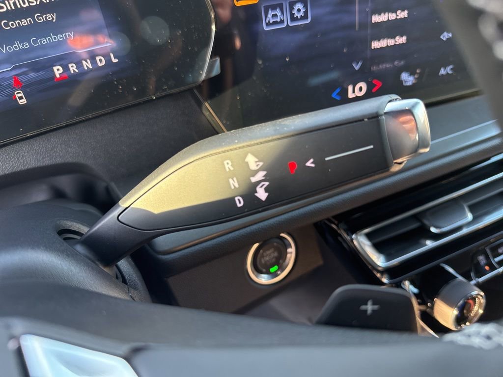 Used 2026 Chevrolet Traverse LT w/ Driver Confidence Package image 22