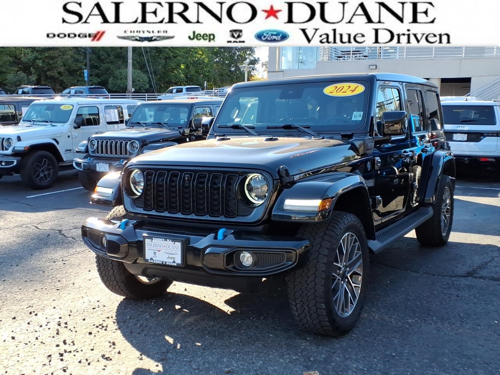 Used 2024 Jeep Wrangler High Altitude AWD/4WD image 1