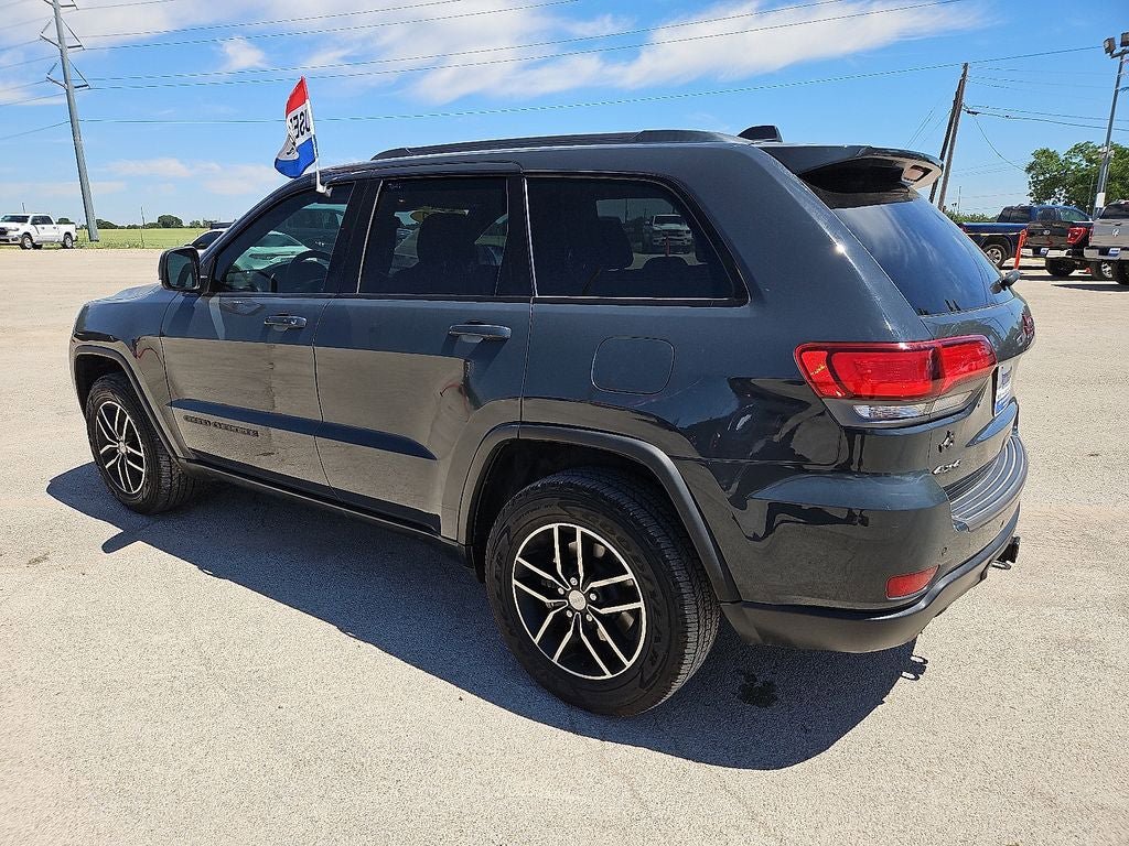 Used 2017 Jeep Grand Cherokee Trailhawk AWD/4WD image 4