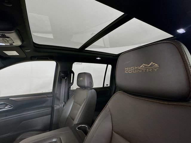 Used 2023 Chevrolet Suburban High Country image 25