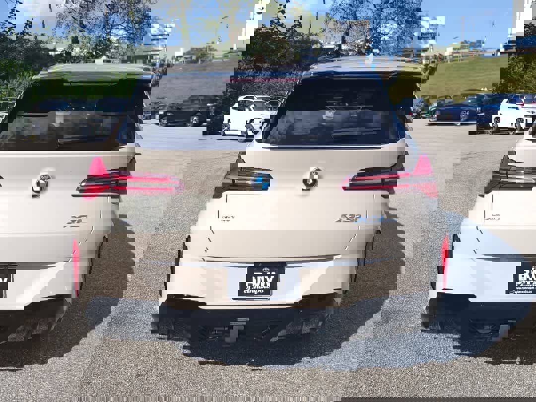 Used 2026 BMW X3 xDrive30 w/ Premium Package image 5