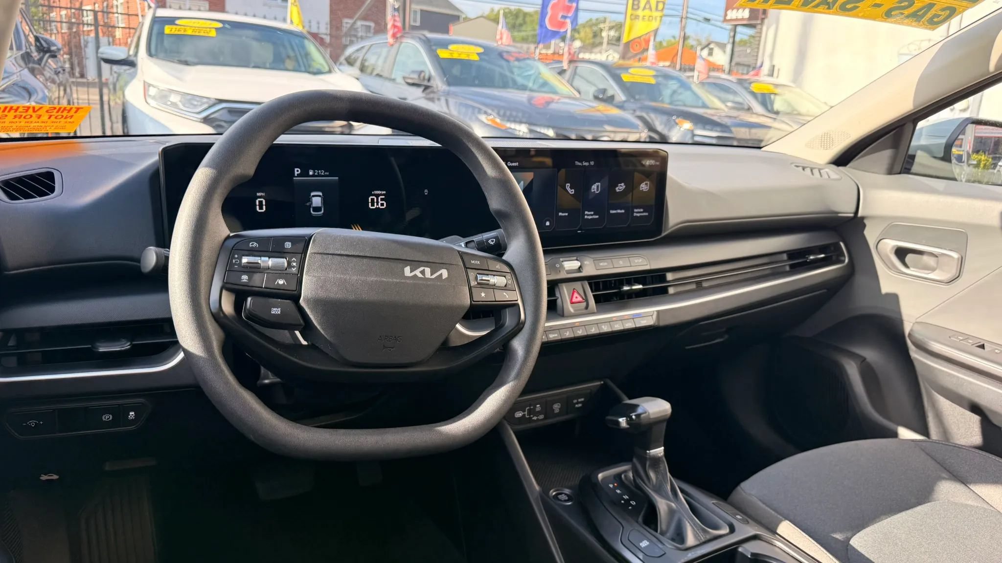 Used 2025 Kia K4 FWD image 17