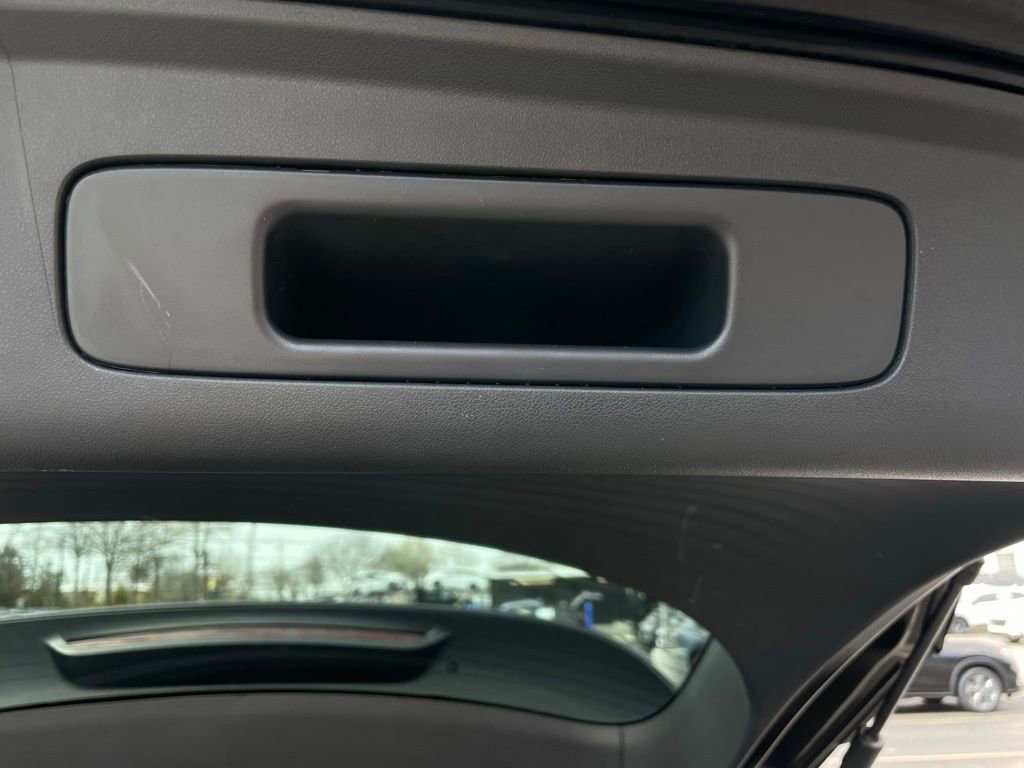 Certified 2025 Honda HR-V LX image 41