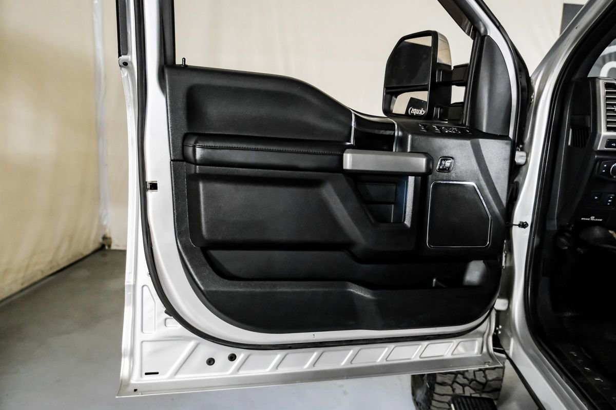 Used 2019 Ford F250 Platinum w/ Platinum Ultimate Package image 36