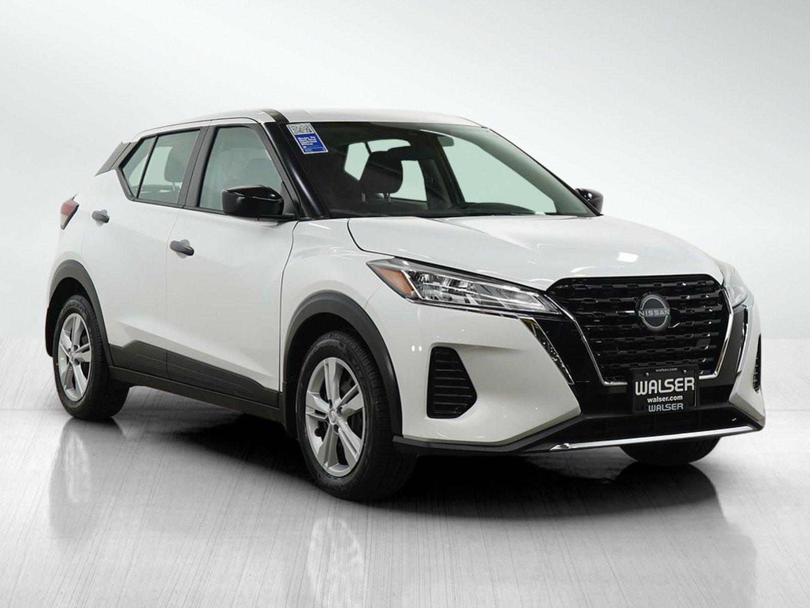 Used 2024 Nissan Kicks S FWD image 7