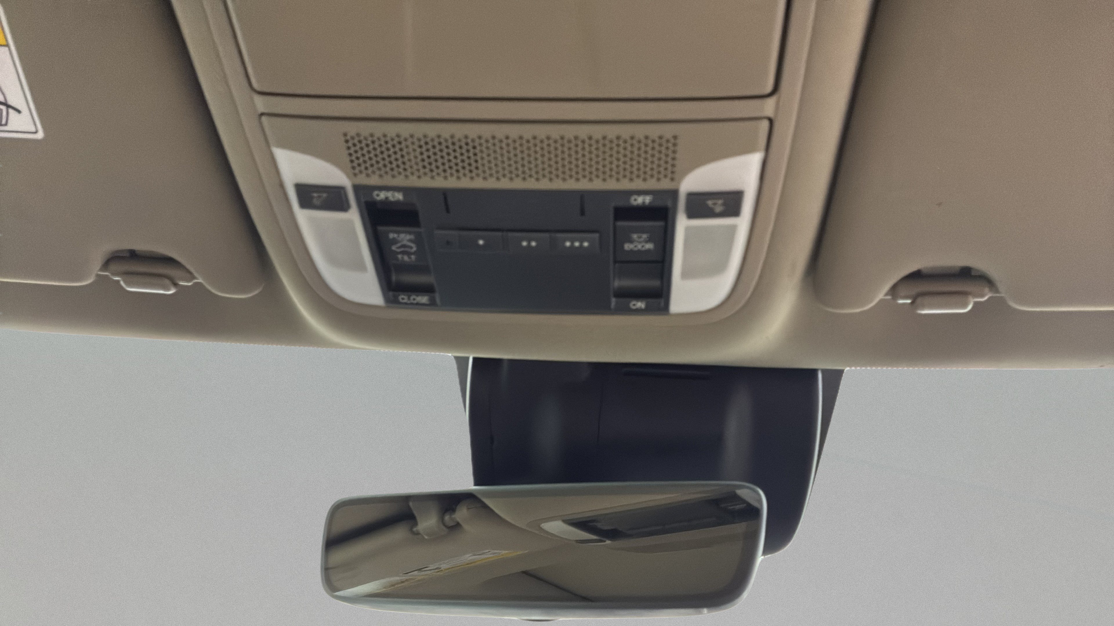 Used 2020 Acura MDX SH-AWD image 23