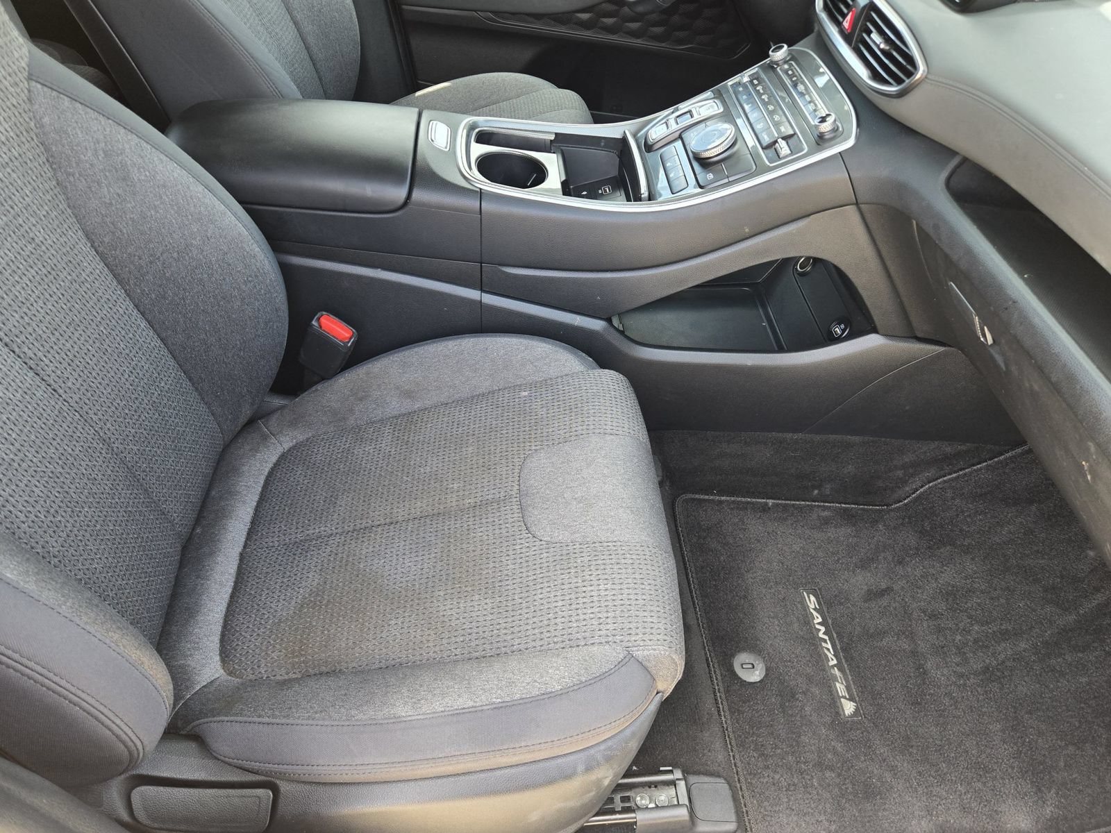 Used 2023 Hyundai Santa Fe SEL FWD image 14