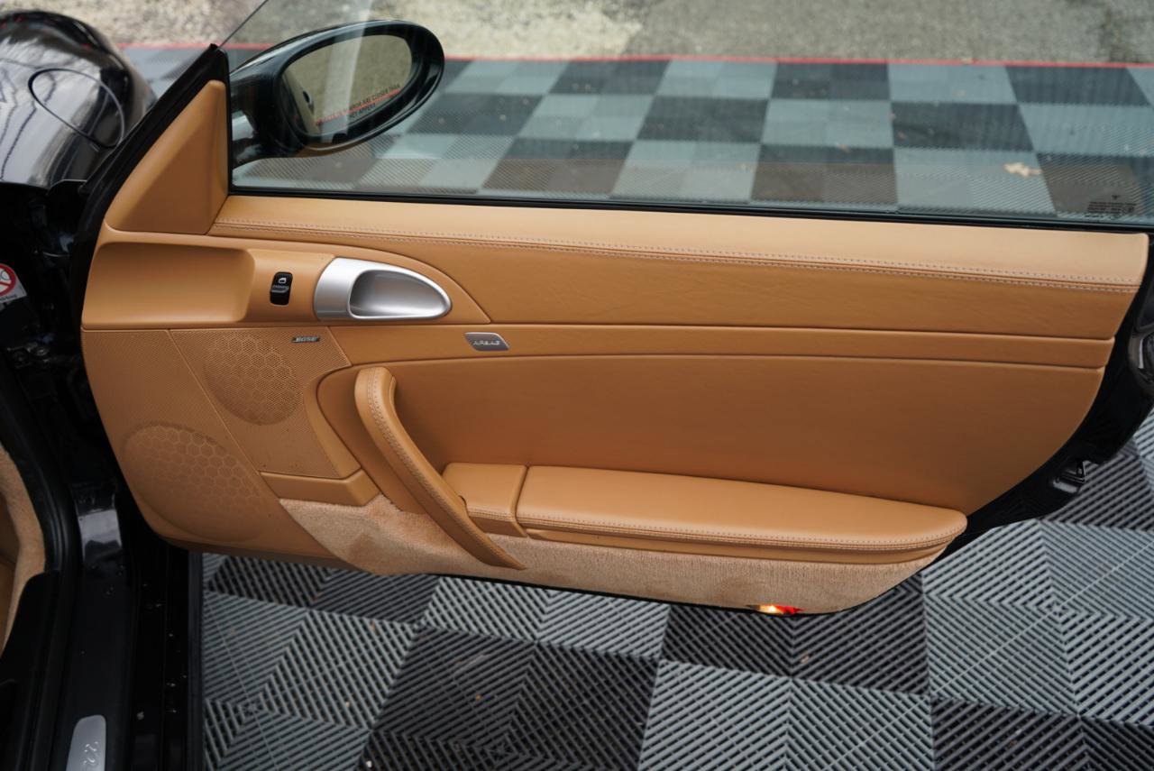Used 2005 Porsche 911 Carrera image 58