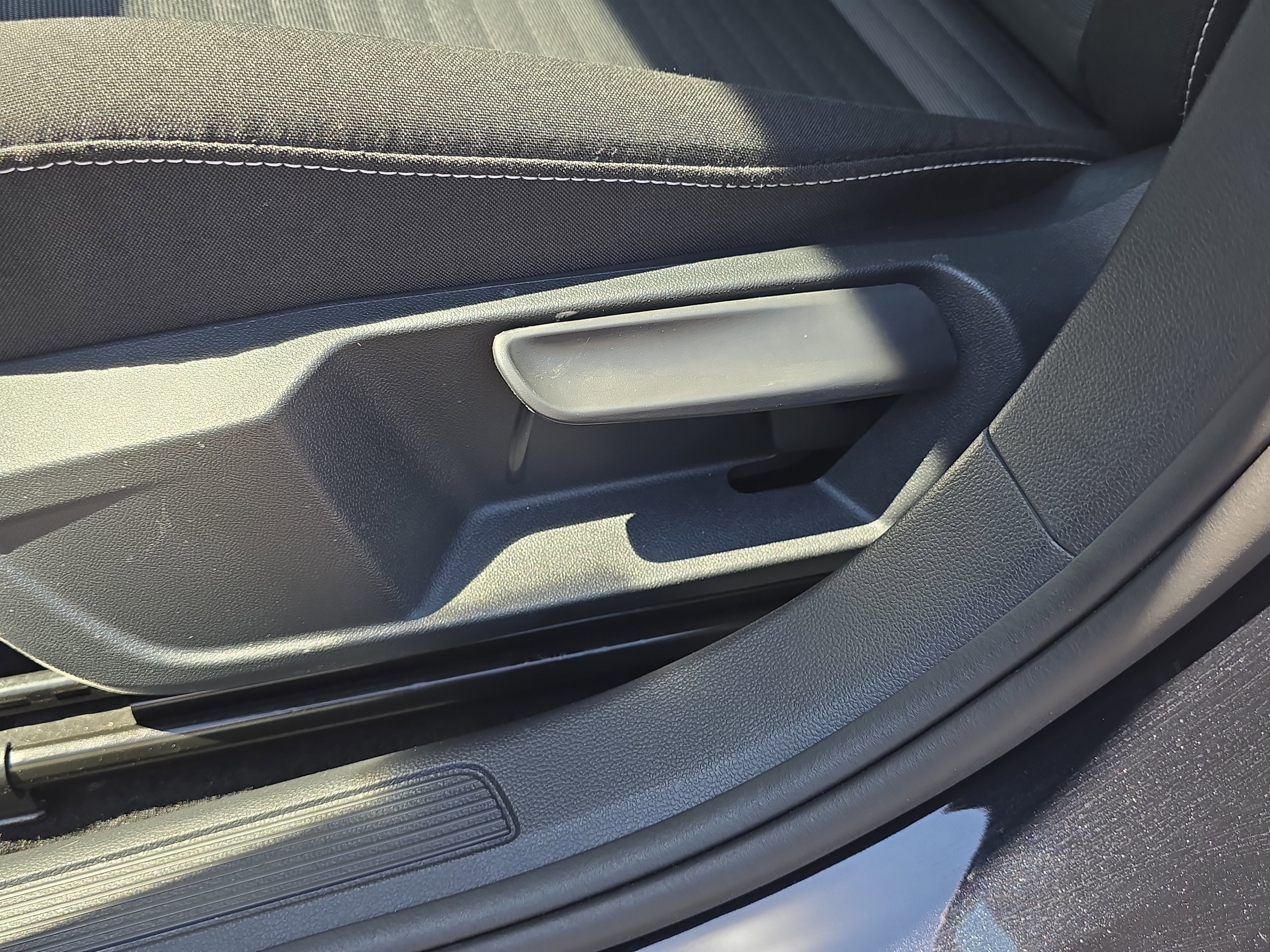 Used 2025 Volkswagen Jetta S image 20