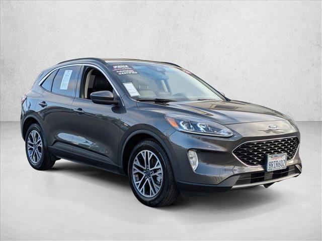 Used 2020 Ford Escape SEL image 3