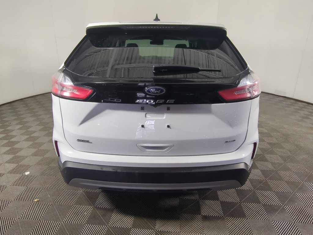 Used 2024 Ford Edge SEL image 6