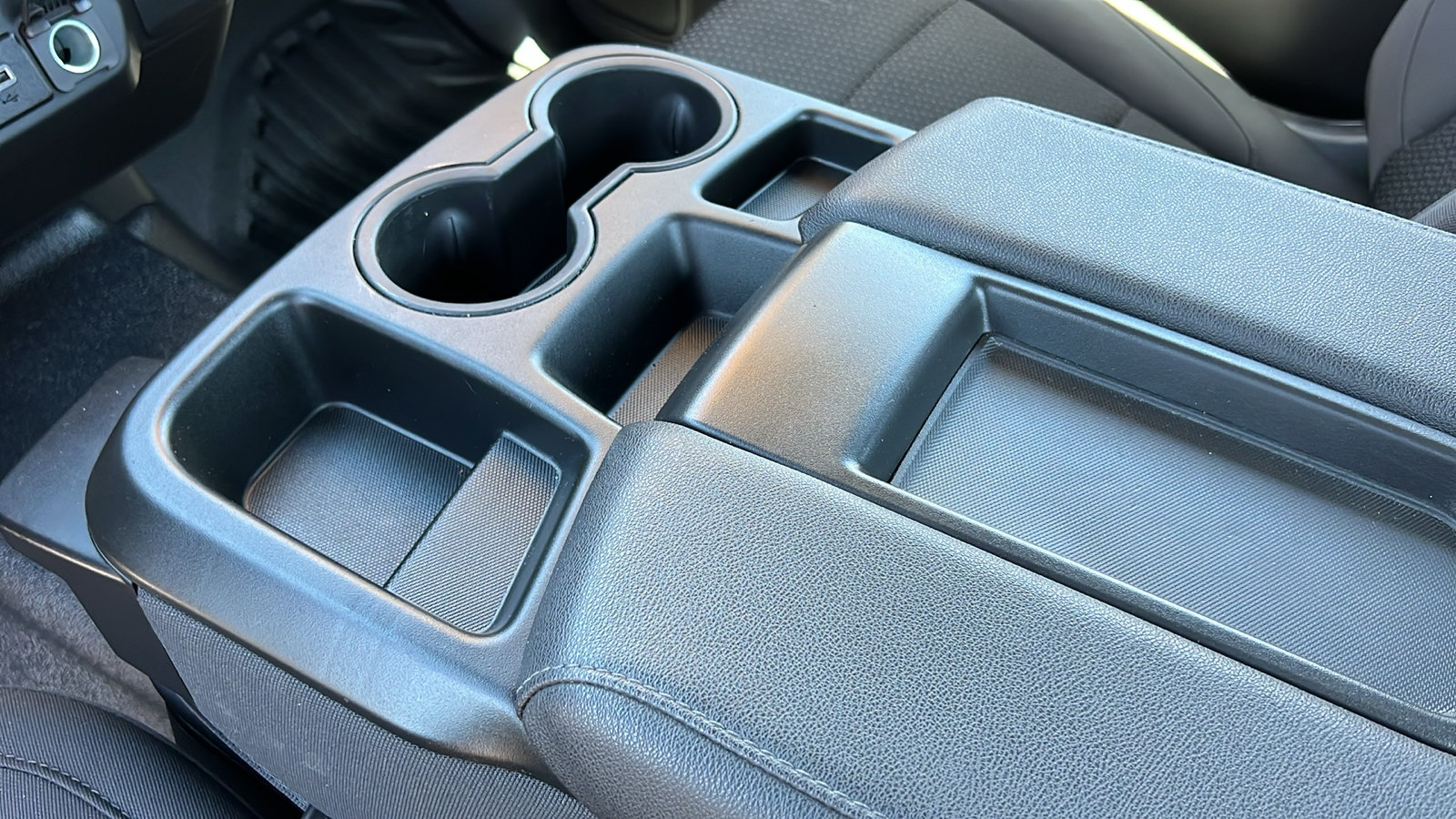 Certified 2025 Chevrolet Silverado 1500 W/T RWD image 18