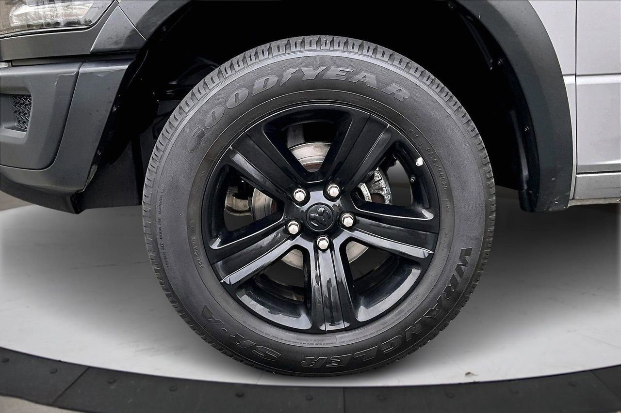 Used 2024 RAM 1500 Classic Warlock image 30