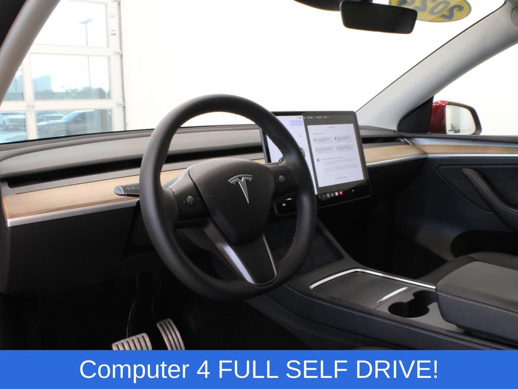 Used 2024 Tesla Model Y Performance AWD/4WD image 11
