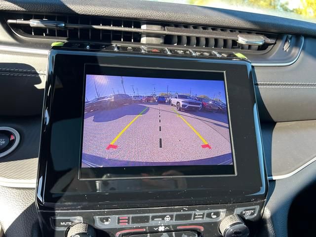 New 2025 Jeep Grand Cherokee 4WD image 18