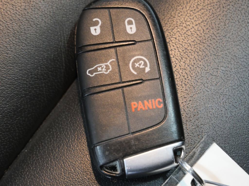 Used 2022 Dodge Durango GT image 30