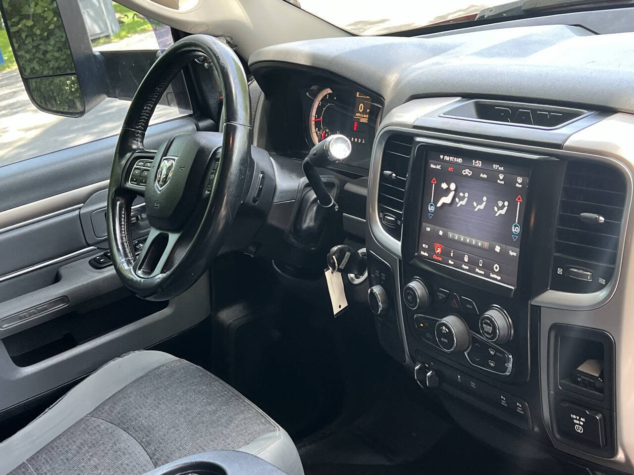 Used 2018 RAM 3500 Lone Star AWD/4WD image 15