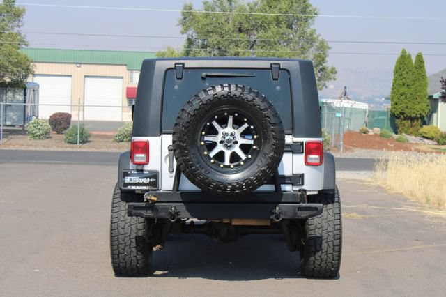 Used 2007 Jeep Wrangler Rubicon w/ Dual Top Group AWD/4WD image 5
