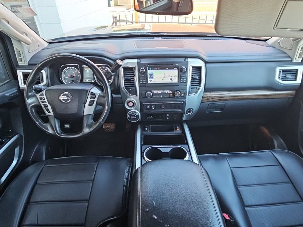 Used 2016 Nissan Titan SL AWD/4WD image 9
