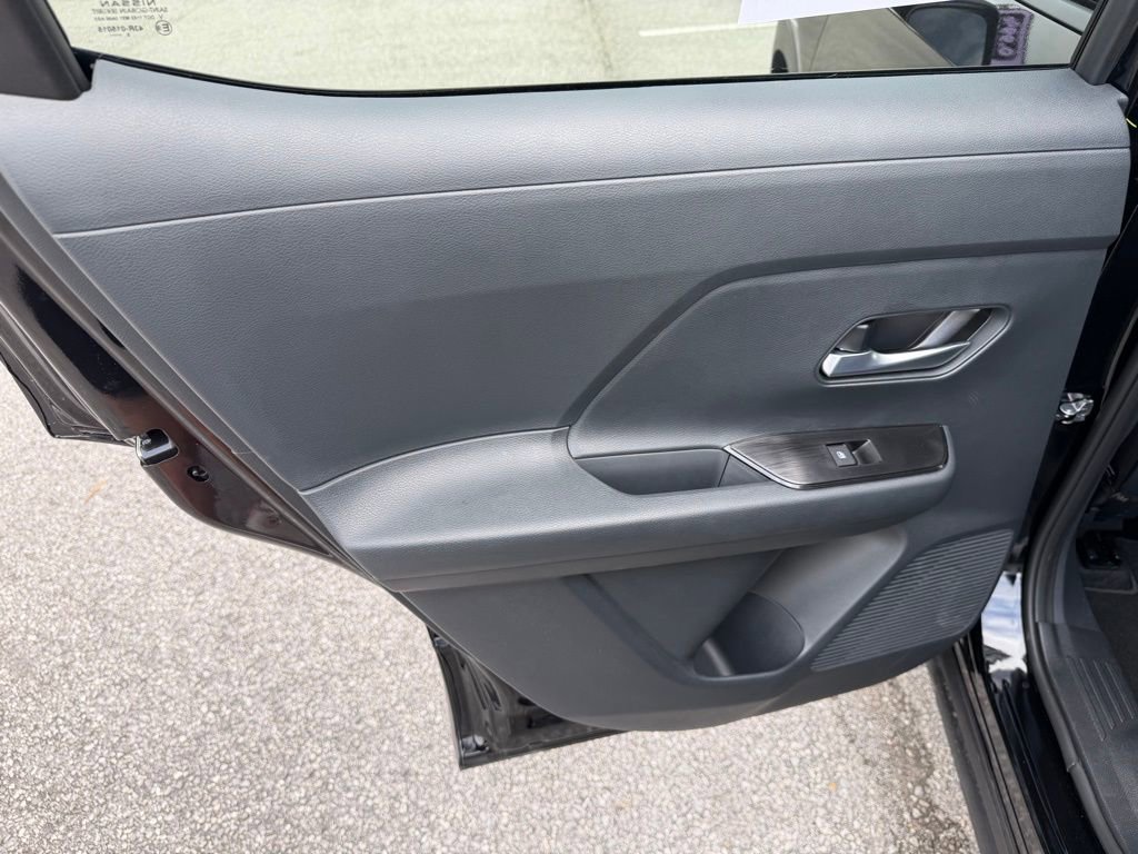 Used 2026 Nissan Kicks SV image 15