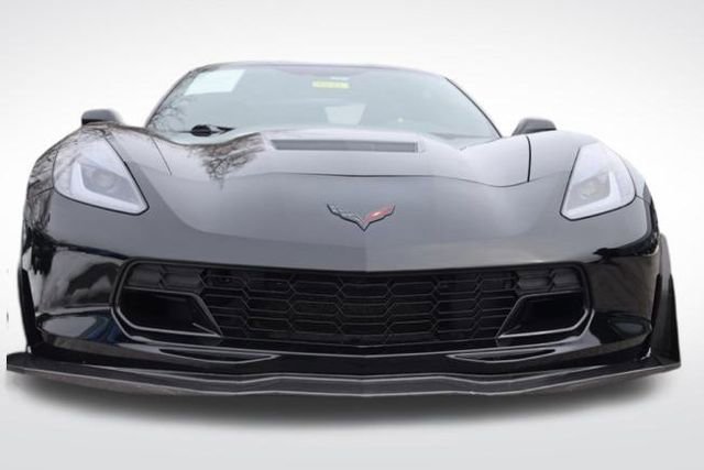 Used 2017 Chevrolet Corvette Stingray Coupe w/ Carbon Flash Badge Package image 4