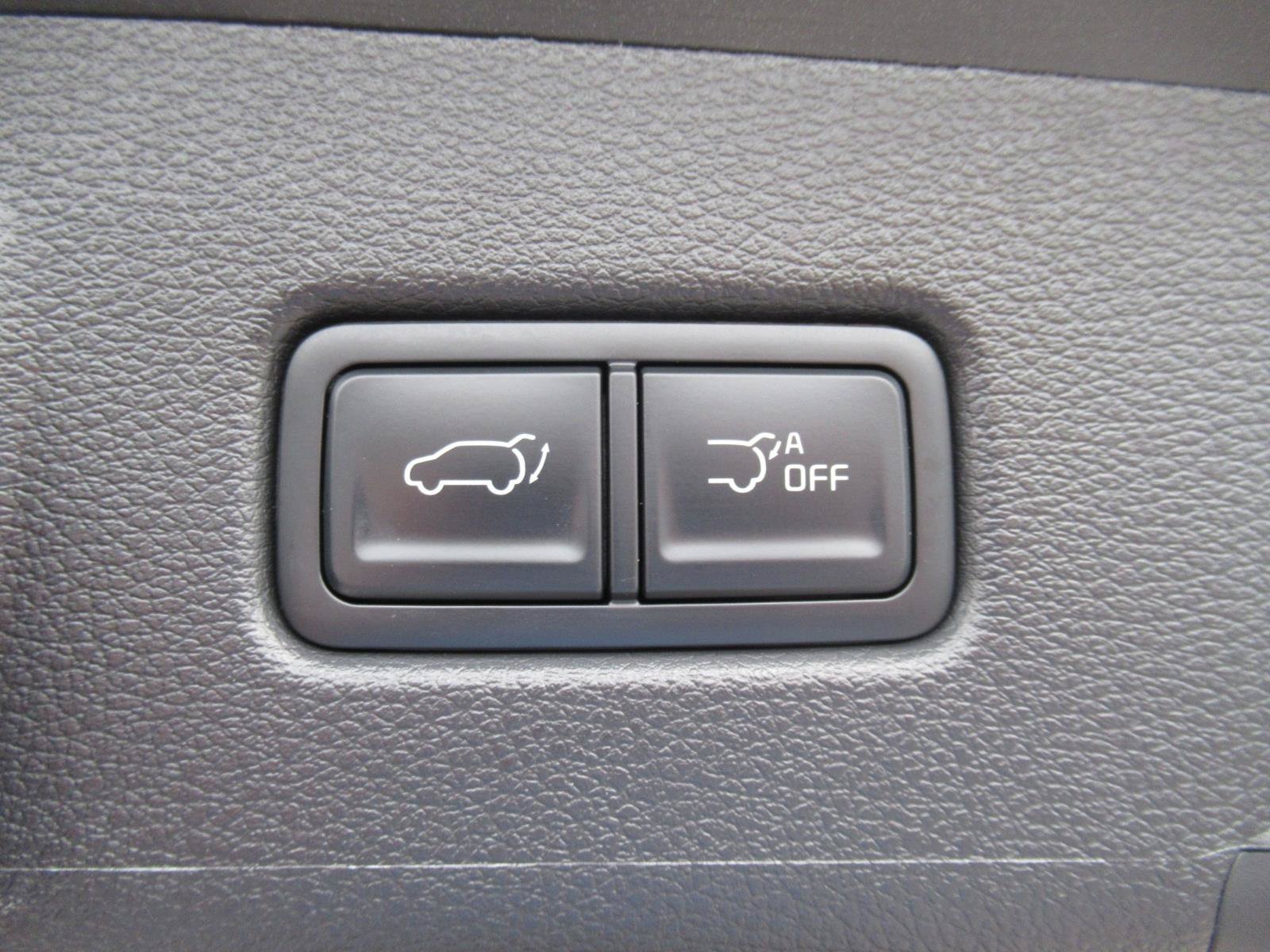 Used 2024 Kia Telluride EX w/ EX Captain's Chair Package FWD image 43