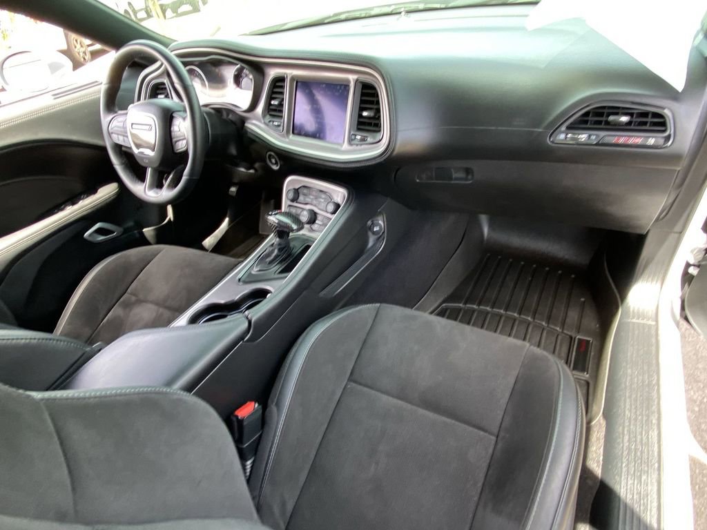 Used 2022 Dodge Challenger R/T Scat Pack w/ Plus Package RWD image 15