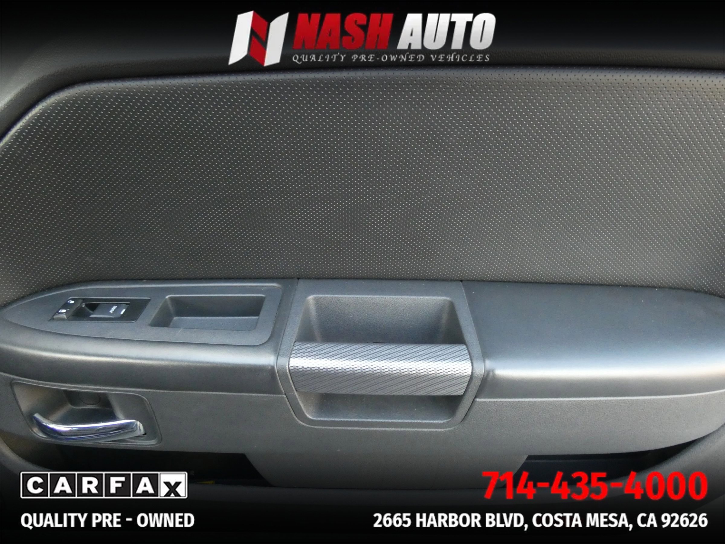 Used 2014 Dodge Challenger R/T image 31