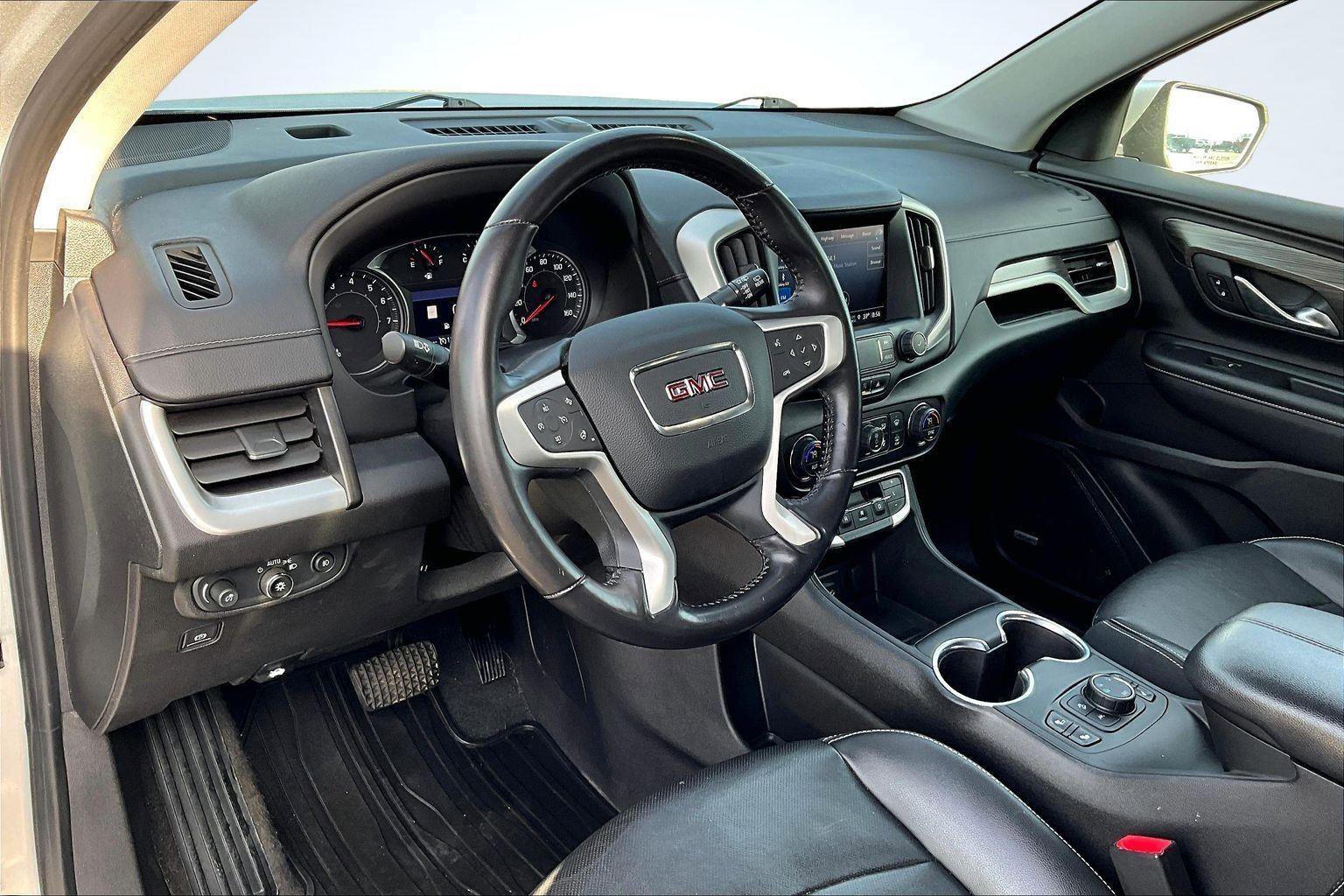 Used 2022 GMC Terrain SLT w/ Infotainment Package II image 15