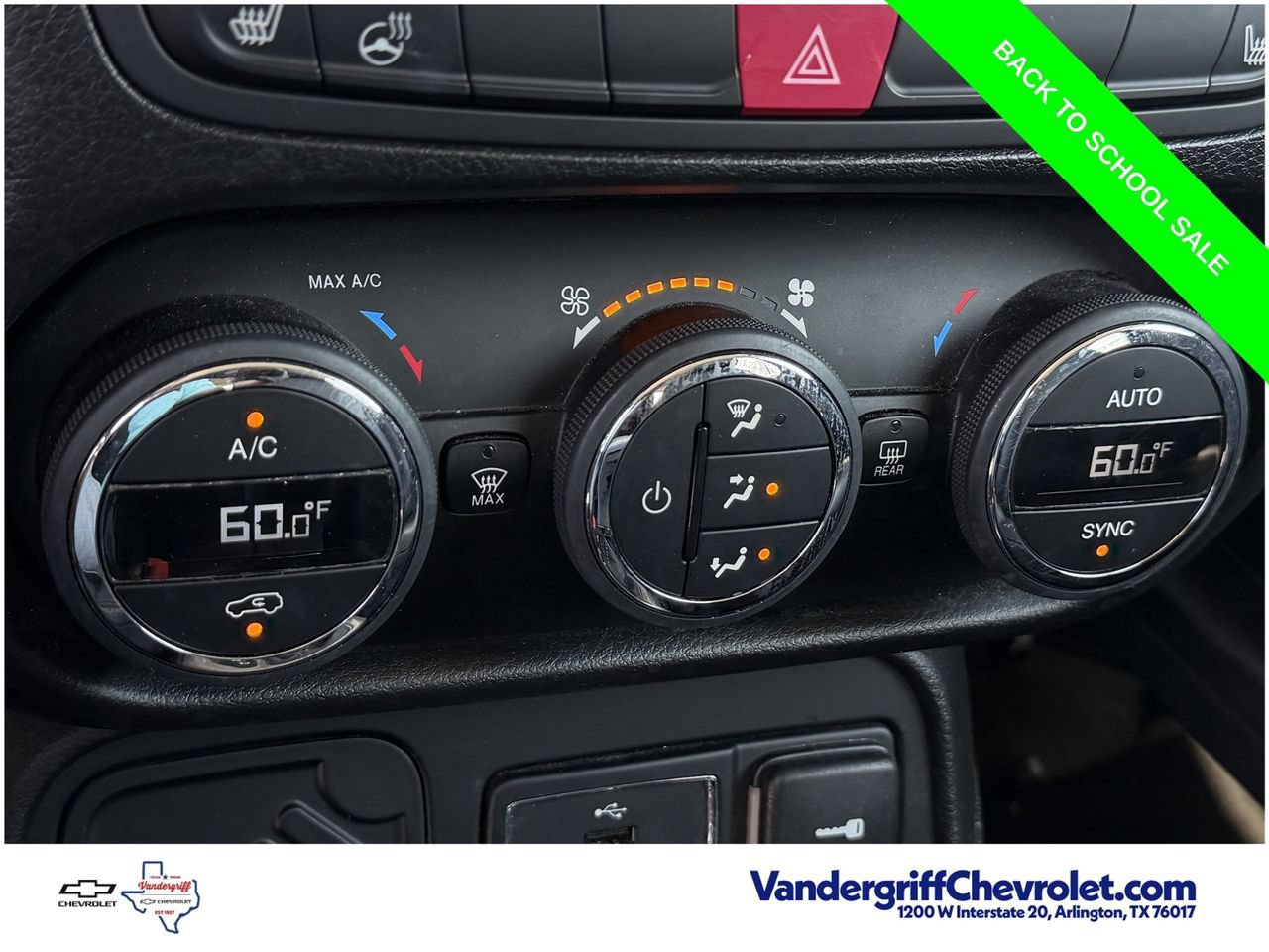 Used 2017 Jeep Renegade Limited FWD image 18