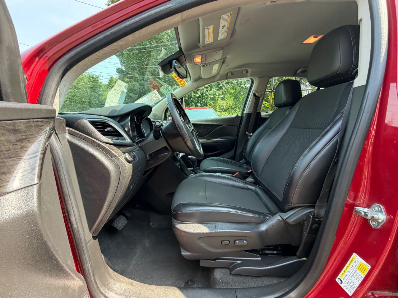 Used 2014 Buick Encore Convenience FWD image 18