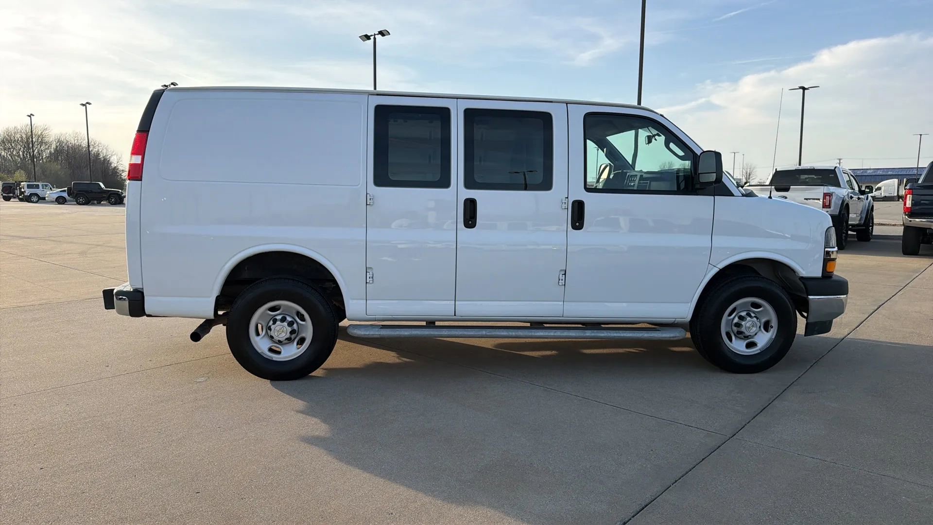 Used 2023 Chevrolet Express 2500 w/ Driver Convenience Package RWD image 26