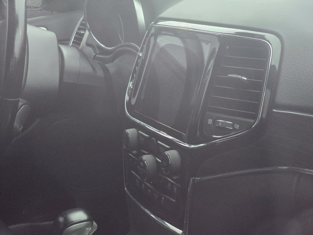 Used 2020 Jeep Grand Cherokee Limited AWD/4WD image 15