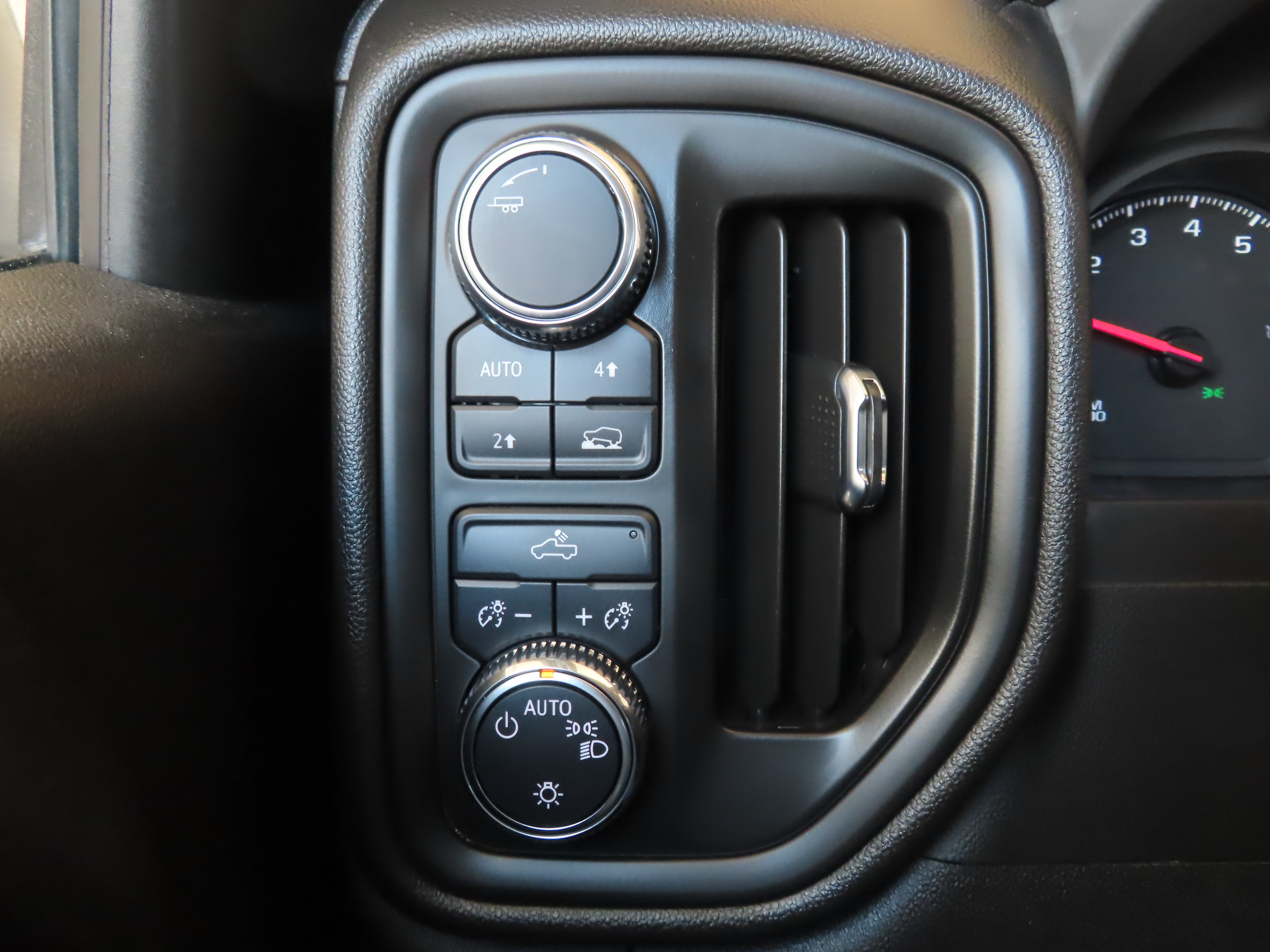 Used 2024 GMC Sierra 1500 Pro w/ Graphite Edition AWD/4WD image 31