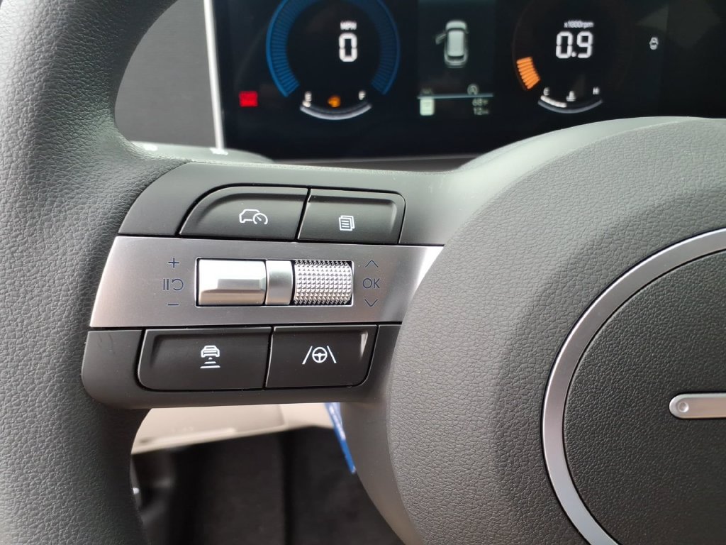 Used 2026 Hyundai Tucson SEL FWD image 17