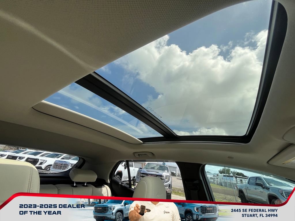 Used 2025 Buick Encore GX Avenir w/ Avenir Technology Package image 33