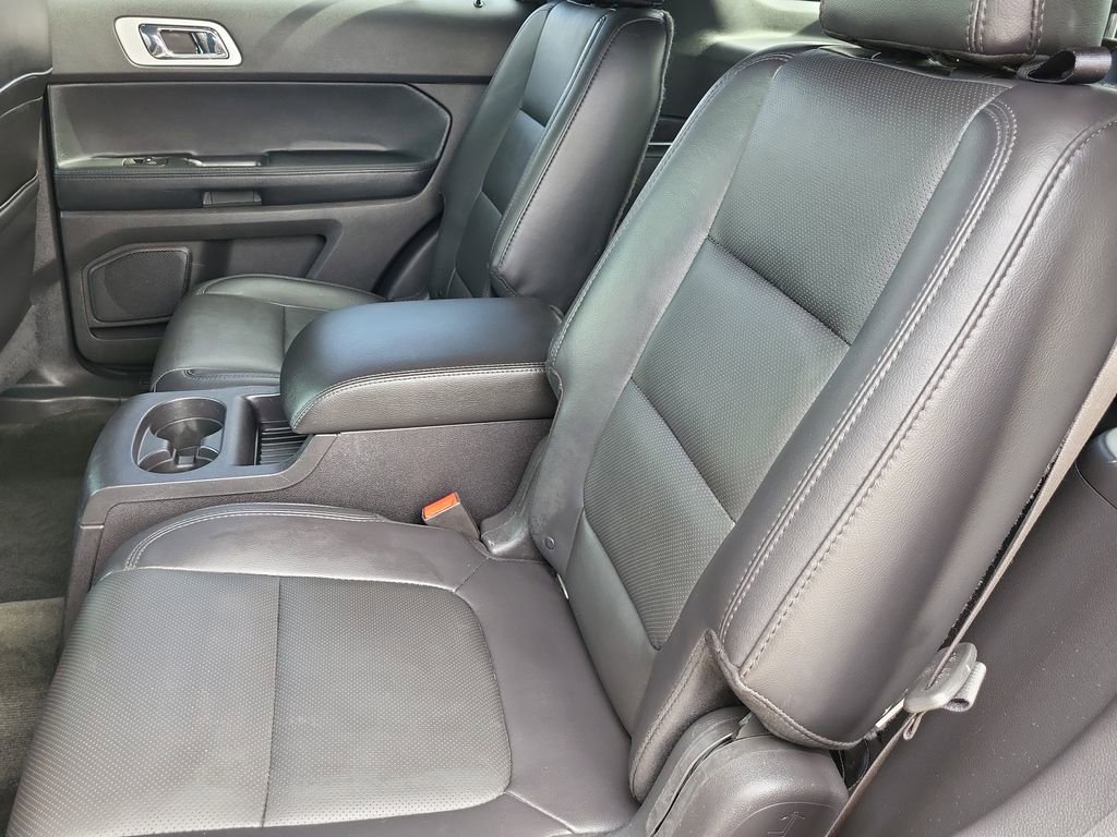 Used 2015 Ford Explorer Limited w/ Equipment Group 301A image 12
