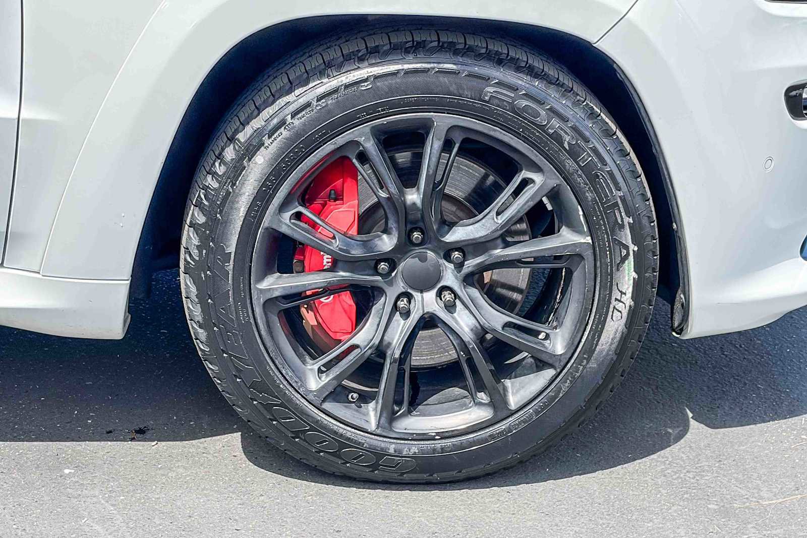 Used 2015 Jeep Grand Cherokee SRT AWD/4WD image 9