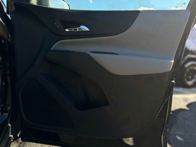Used 2024 Chevrolet Equinox LS image 14